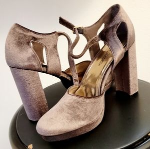 Brown suede chunky heel